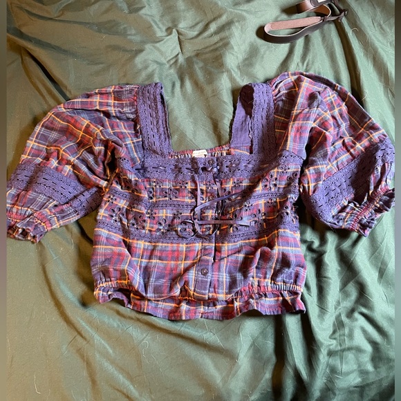 Flannel Crop Top - Picture 2 of 4